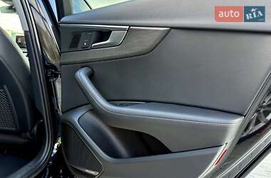 Седан Audi A4 2019 в 