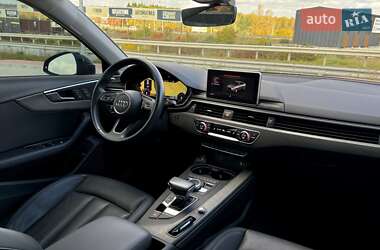 Седан Audi A4 2019 в 