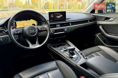Седан Audi A4 2019 в 