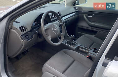 Седан Audi A4 2004 в 