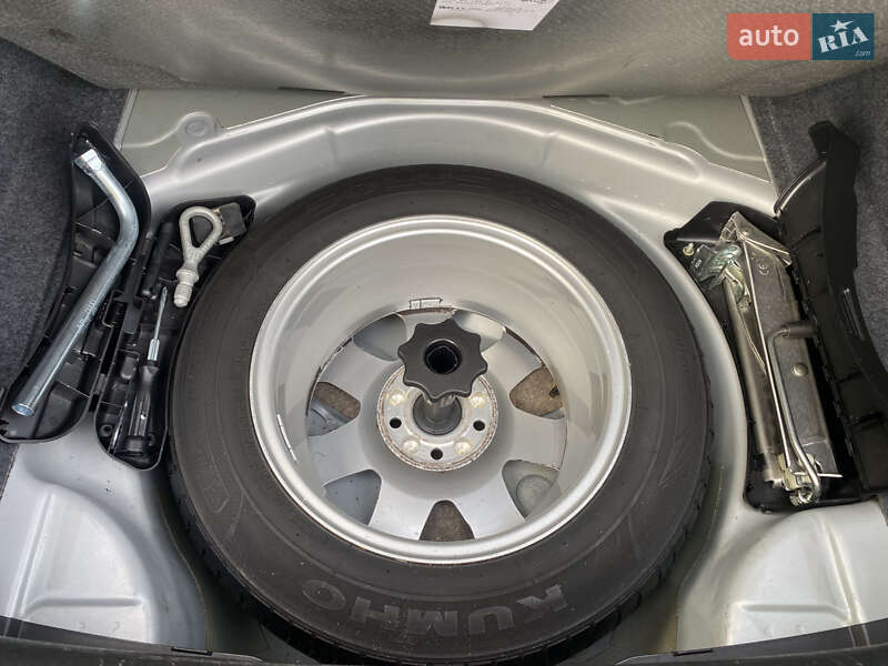 Седан Audi A4 2004 в Тернополі