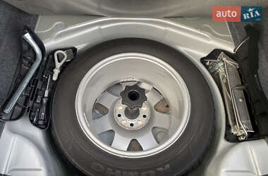 Седан Audi A4 2004 в 