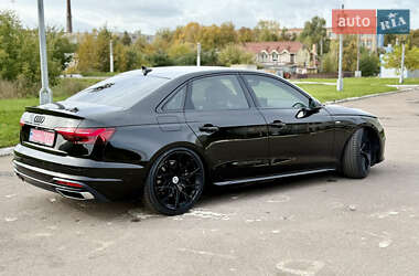 Седан Audi A4 2020 в 