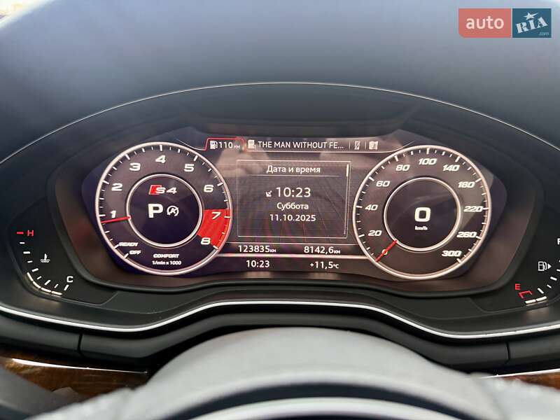 Седан Audi A4 2017 в Харькове