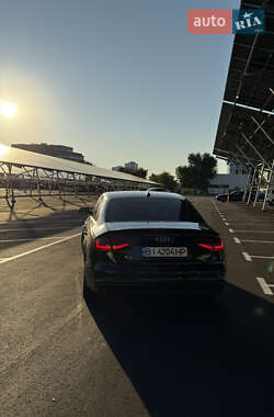 Седан Audi A4 2015 в Киеве