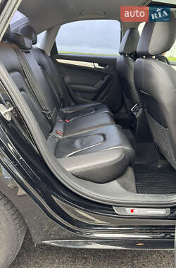 Седан Audi A4 2015 в 