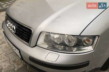 Седан Audi A4 2002 в 