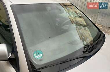 Седан Audi A4 2002 в 