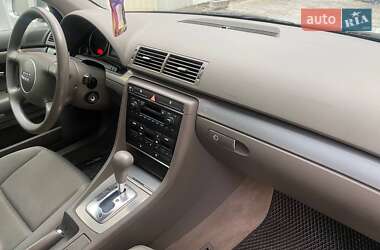 Седан Audi A4 2002 в 