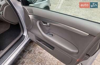 Седан Audi A4 2002 в 