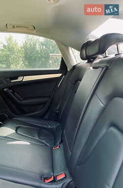 Седан Audi A4 2013 в 