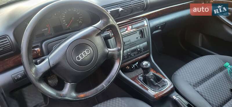 Седан Audi A4 1999 в Тернополі