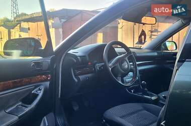 Седан Audi A4 1999 в 