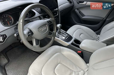 Седан Audi A4 2013 в 