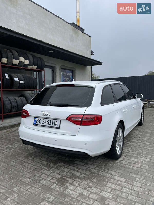 Універсал Audi A4 2012 в Вишнівці