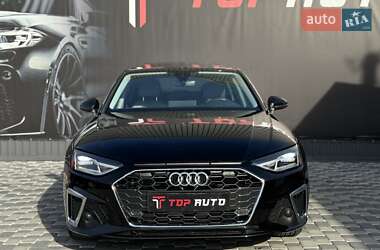 Седан Audi A4 2022 в 