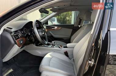 Седан Audi A4 2022 в 