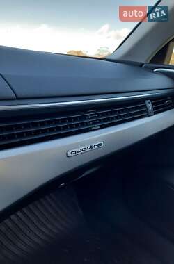 Седан Audi A4 2016 в 
