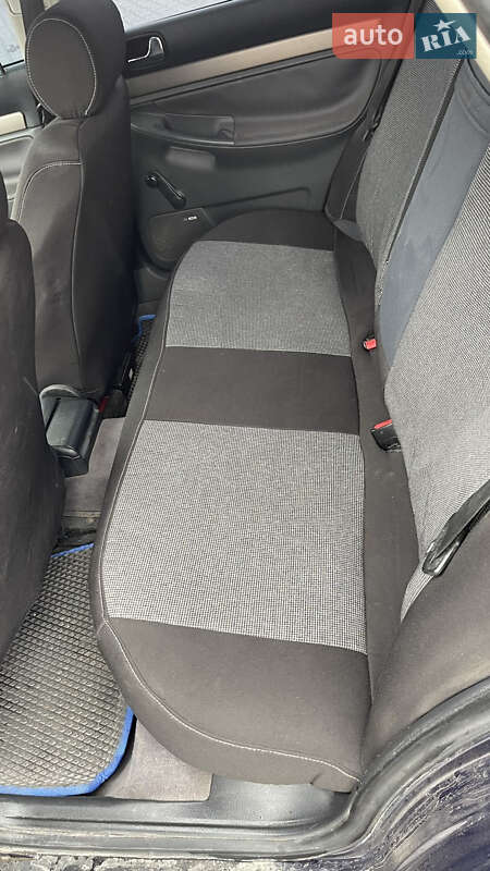 Седан Audi A4 1996 в Хмельницькому фото 10 Седан Audi A4 1996 в Хмельницькому