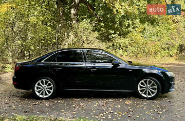 Седан Audi A4 2017 в 