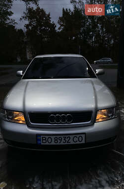 Седан Audi A4 1999 в 