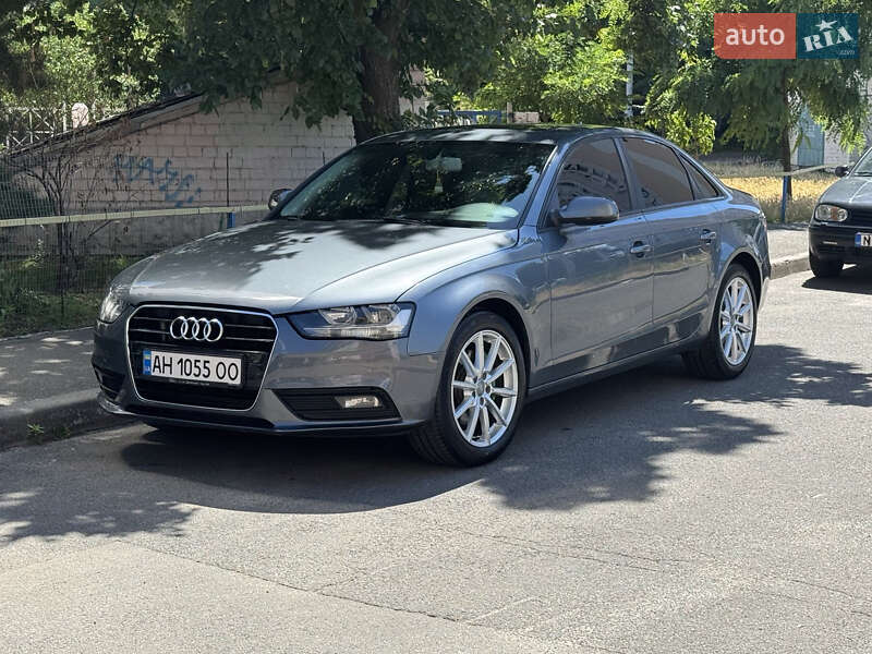 Седан Audi A4 2012 в Киеве фото 5 Седан Audi A4 2012 в Киеве