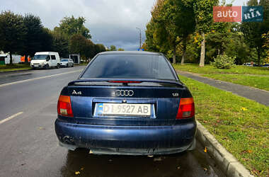 Седан Audi A4 1996 в 