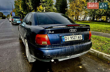 Седан Audi A4 1996 в 
