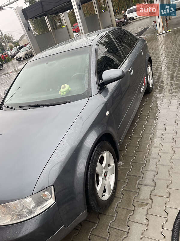 Седан Audi A4 2001 в Виннице