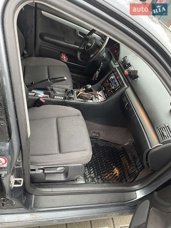 Седан Audi A4 2001 в Виннице