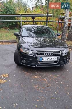 Седан Audi A4 2011 в Першотравенске