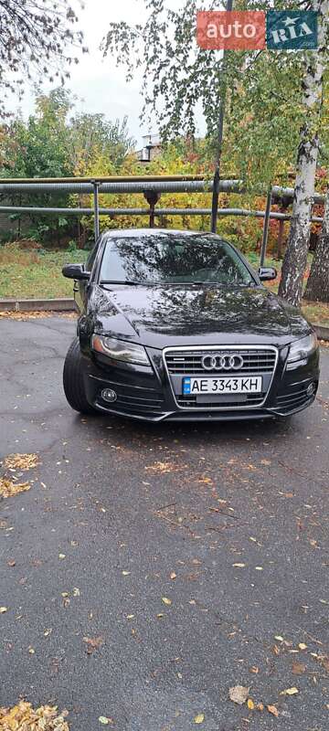 Седан Audi A4 2011 в 