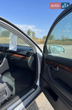 Седан Audi A4 2006 в 