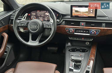 Седан Audi A4 2016 в 