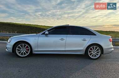 Седан Audi A4 2013 в 