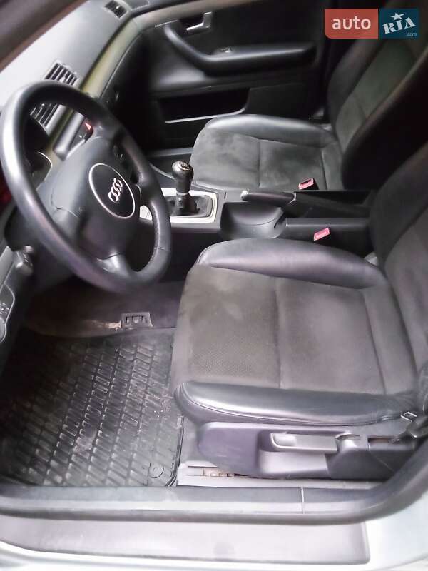 Седан Audi A4 2003 в Харькове