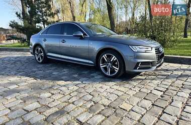 Седан Audi A4 2017 в 