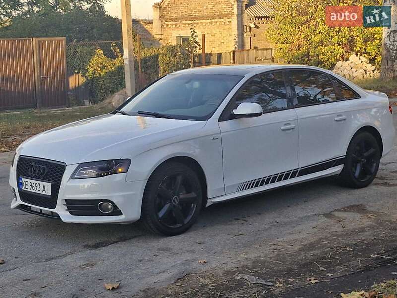Седан Audi A4 2011 в Запорожье
