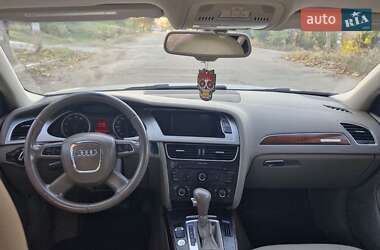 Седан Audi A4 2011 в 