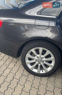 Седан Audi A4 2008 в Тульчині