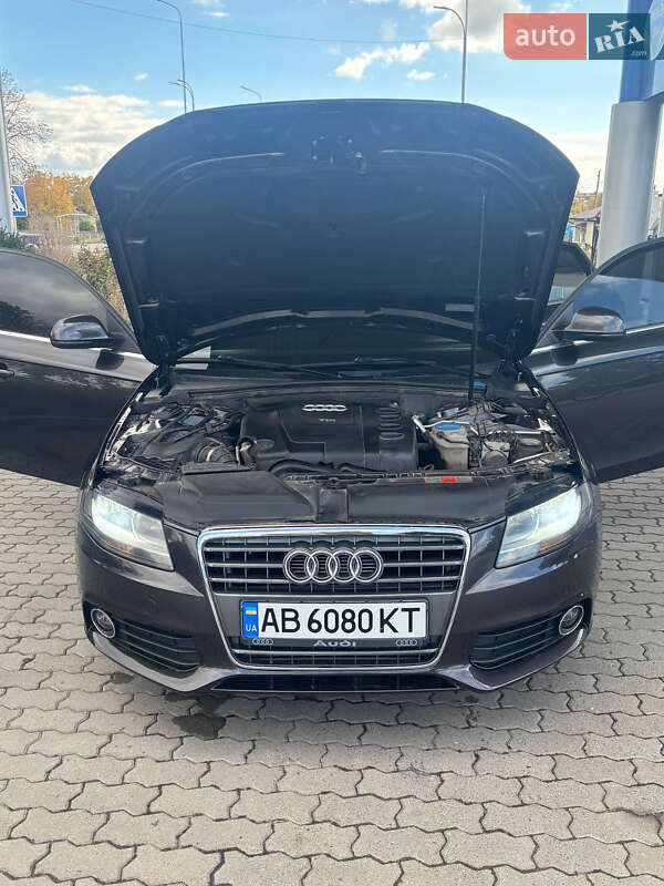 Седан Audi A4 2008 в Тульчині