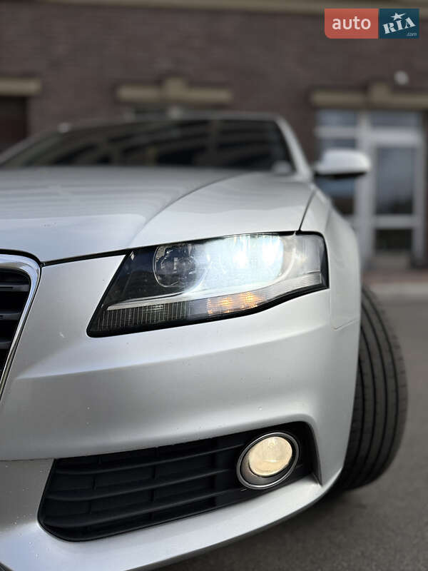 Универсал Audi A4 2009 в Киеве