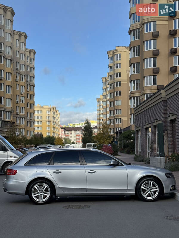 Универсал Audi A4 2009 в Киеве