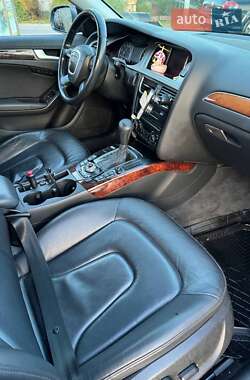Седан Audi A4 2012 в Львове