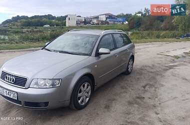 Универсал Audi A4 2003 в  фото 8 Универсал Audi A4 2003 в