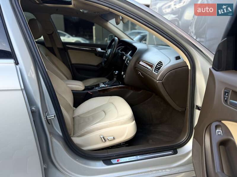 Седан Audi A4 2014 в Львові