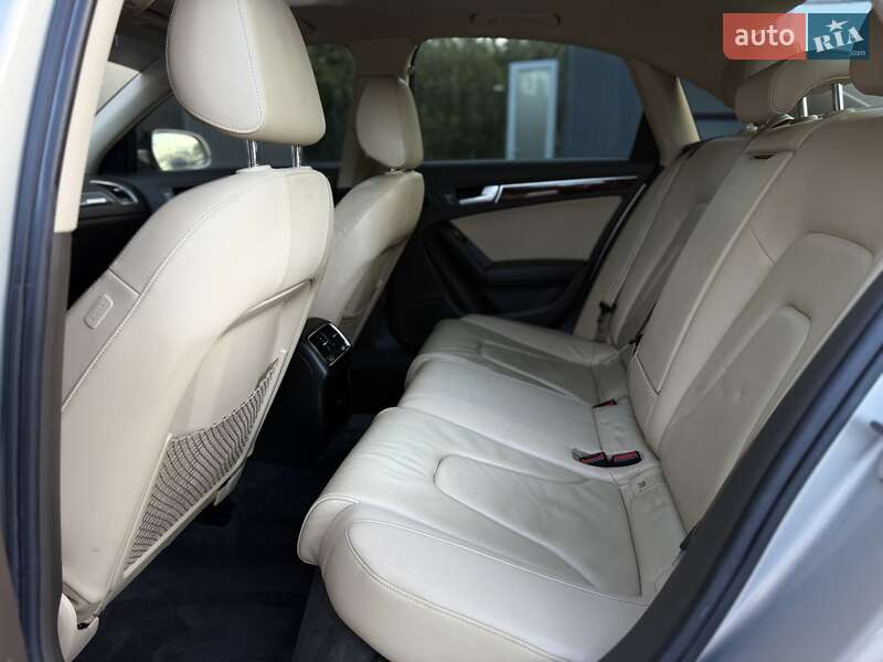 Седан Audi A4 2014 в Львові