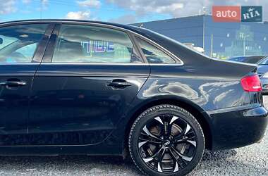 Седан Audi A4 2010 в 