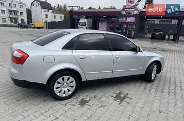Седан Audi A4 2004 в 