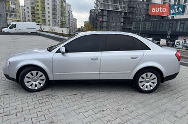 Седан Audi A4 2004 в 